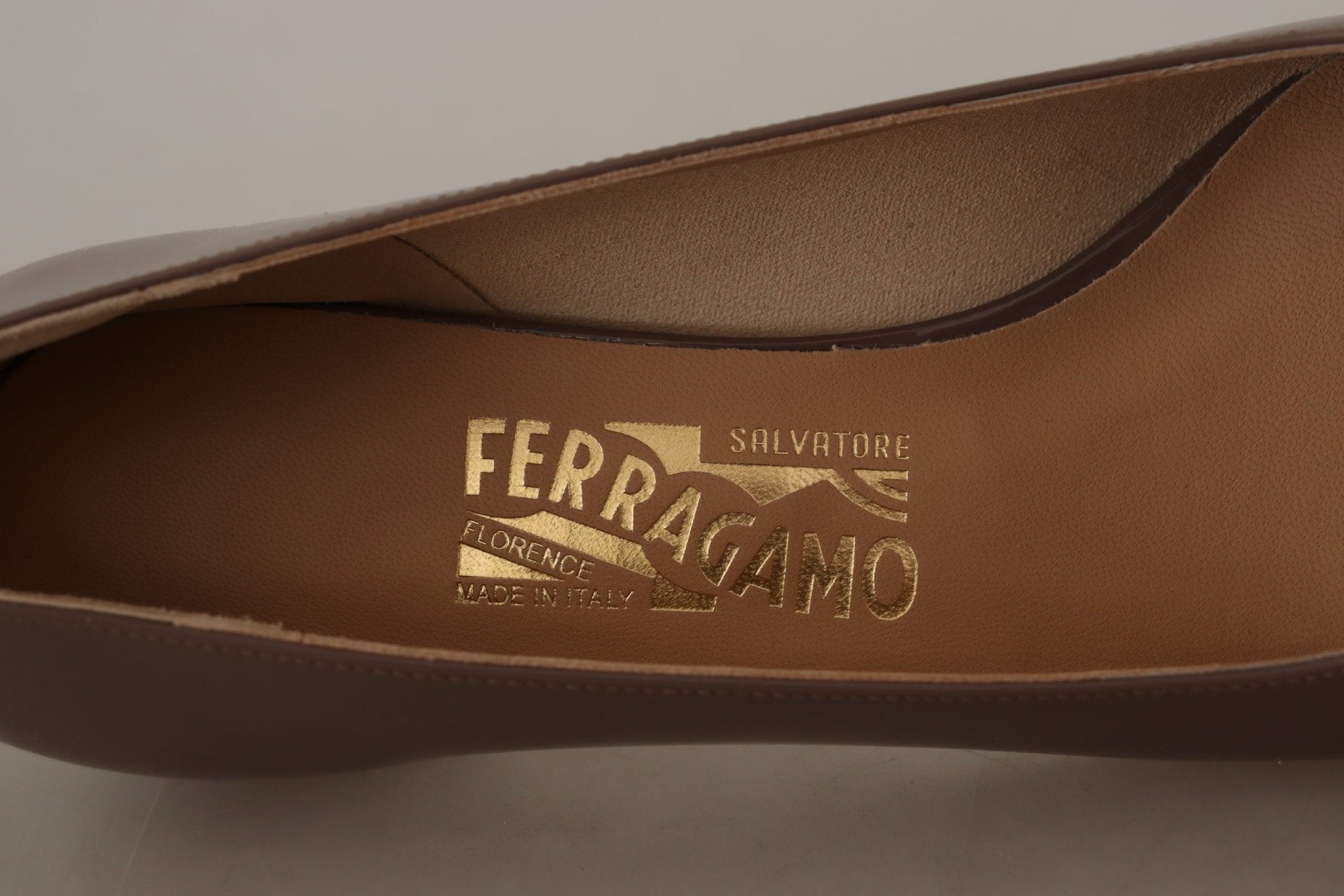 Salvatore Ferragamo Brown Naplak Calf Leather Pumps Shoes - Fizigo